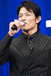 鈴木亮平さん